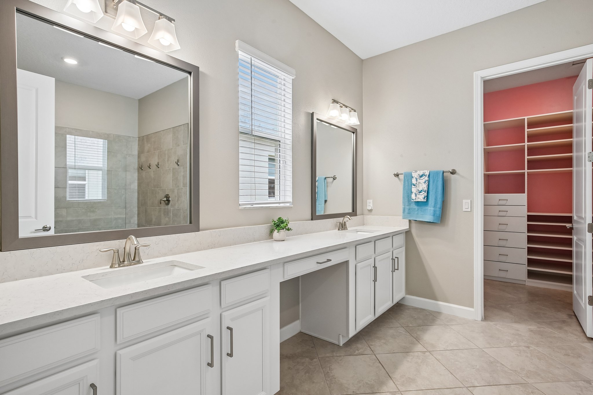 Banyan Breeze Blvd-S0106-027.jpg