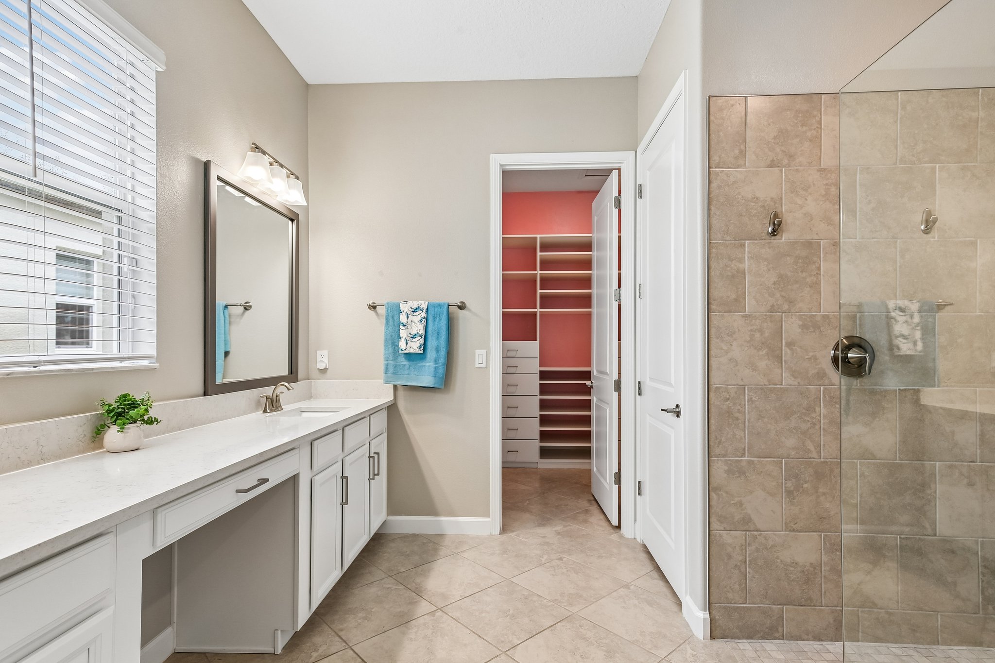 Banyan Breeze Blvd-S0106-028.jpg