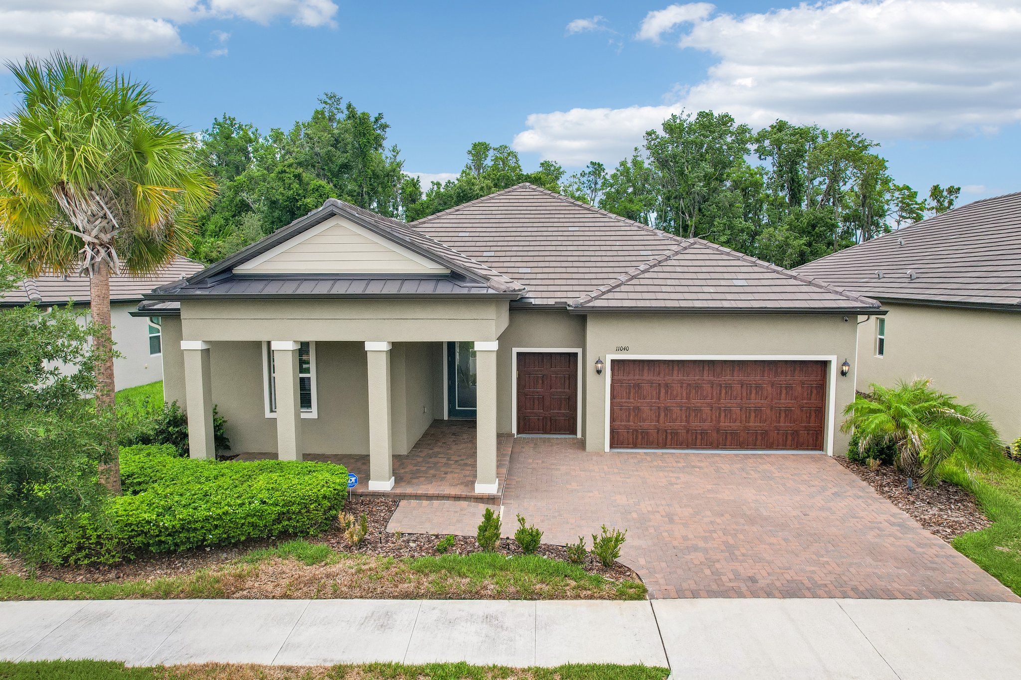Banyan Breeze Blvd-S0106-063.jpg