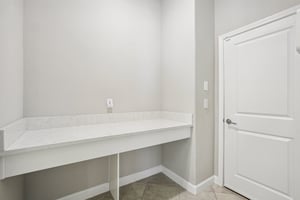 Banyan Breeze Blvd-S0106-019.jpg