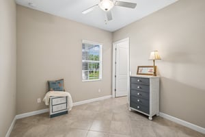 Banyan Breeze Blvd-S0106-039.jpg