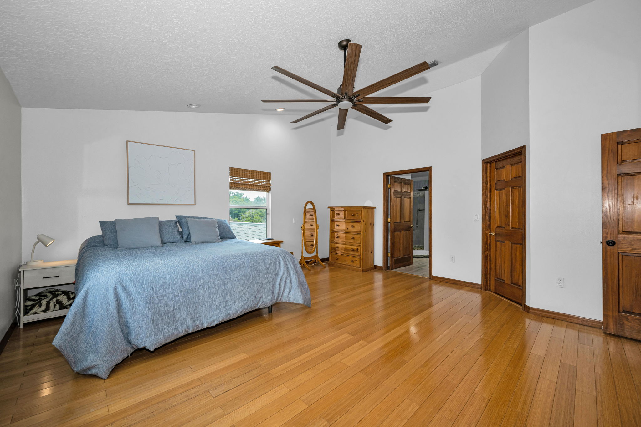 Upper Level Primary Bedroom 1b