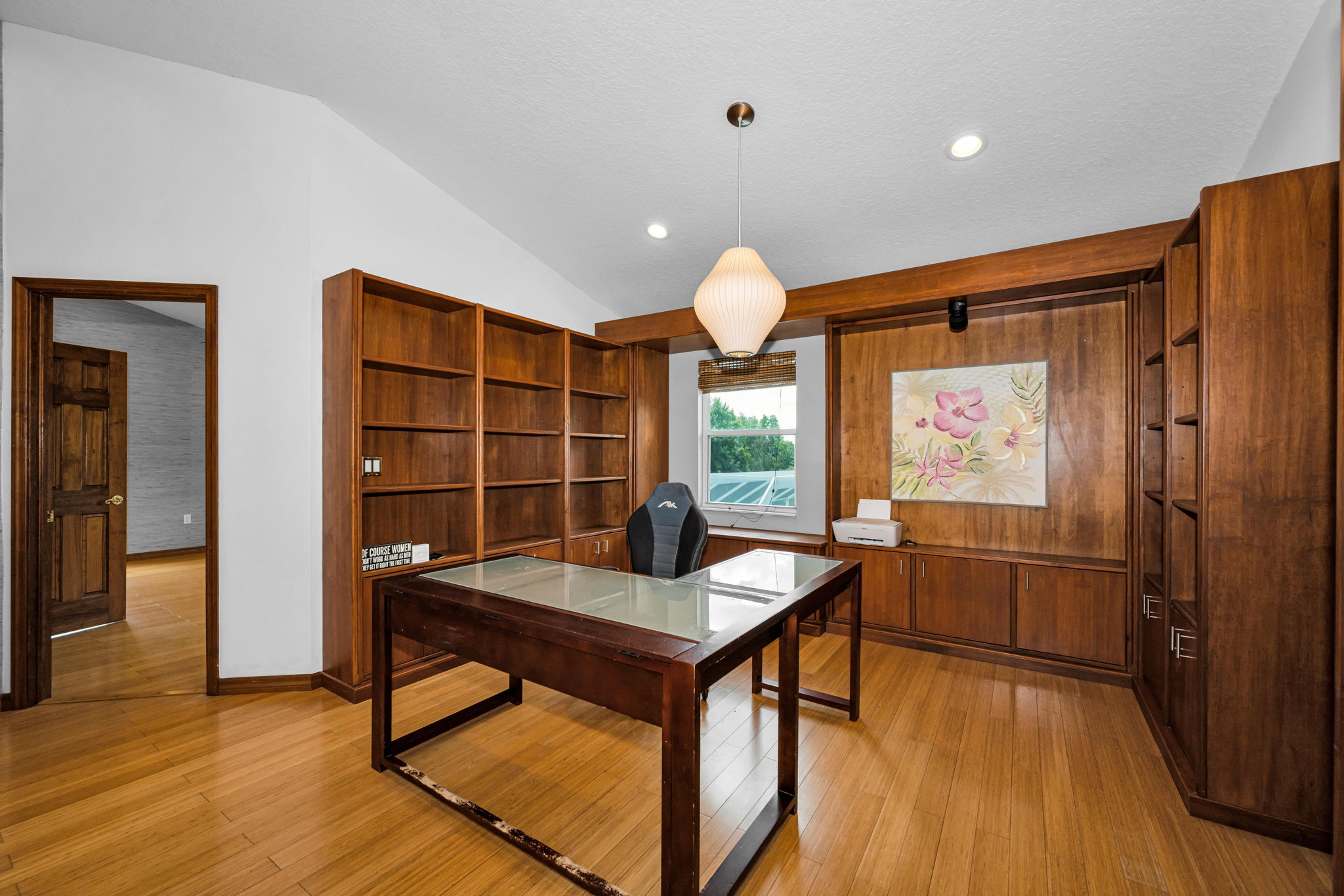 Upper Level Loft 2