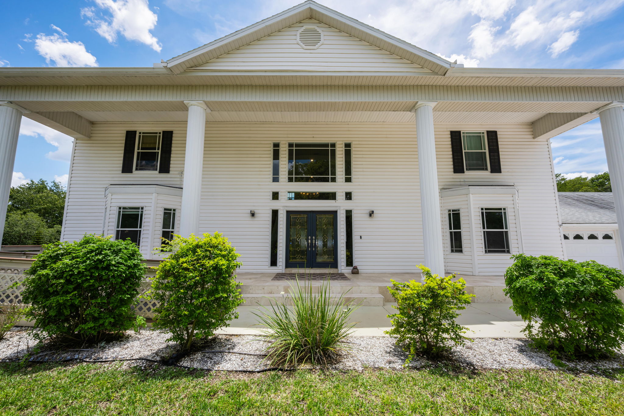 Front Exterior 5