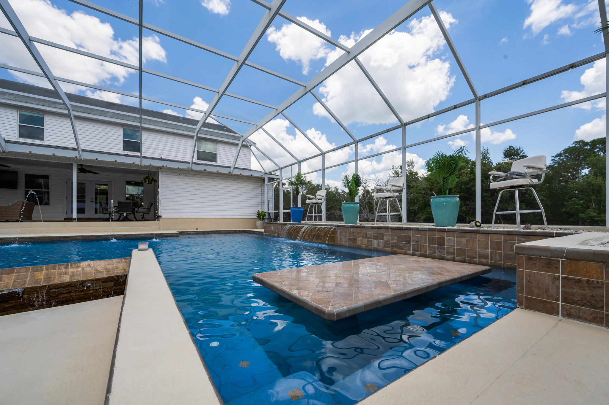 Pool 10