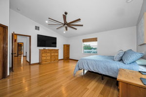 Upper Level Primary Bedroom 1d