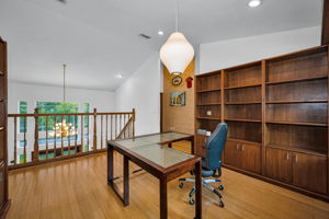 Upper Level Loft 3