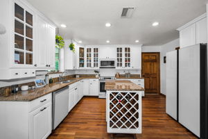 Kitchen 4