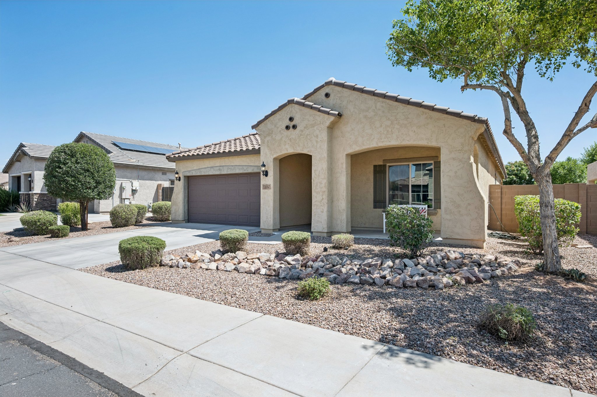 11047 E Topaz Ave - 002.jpg