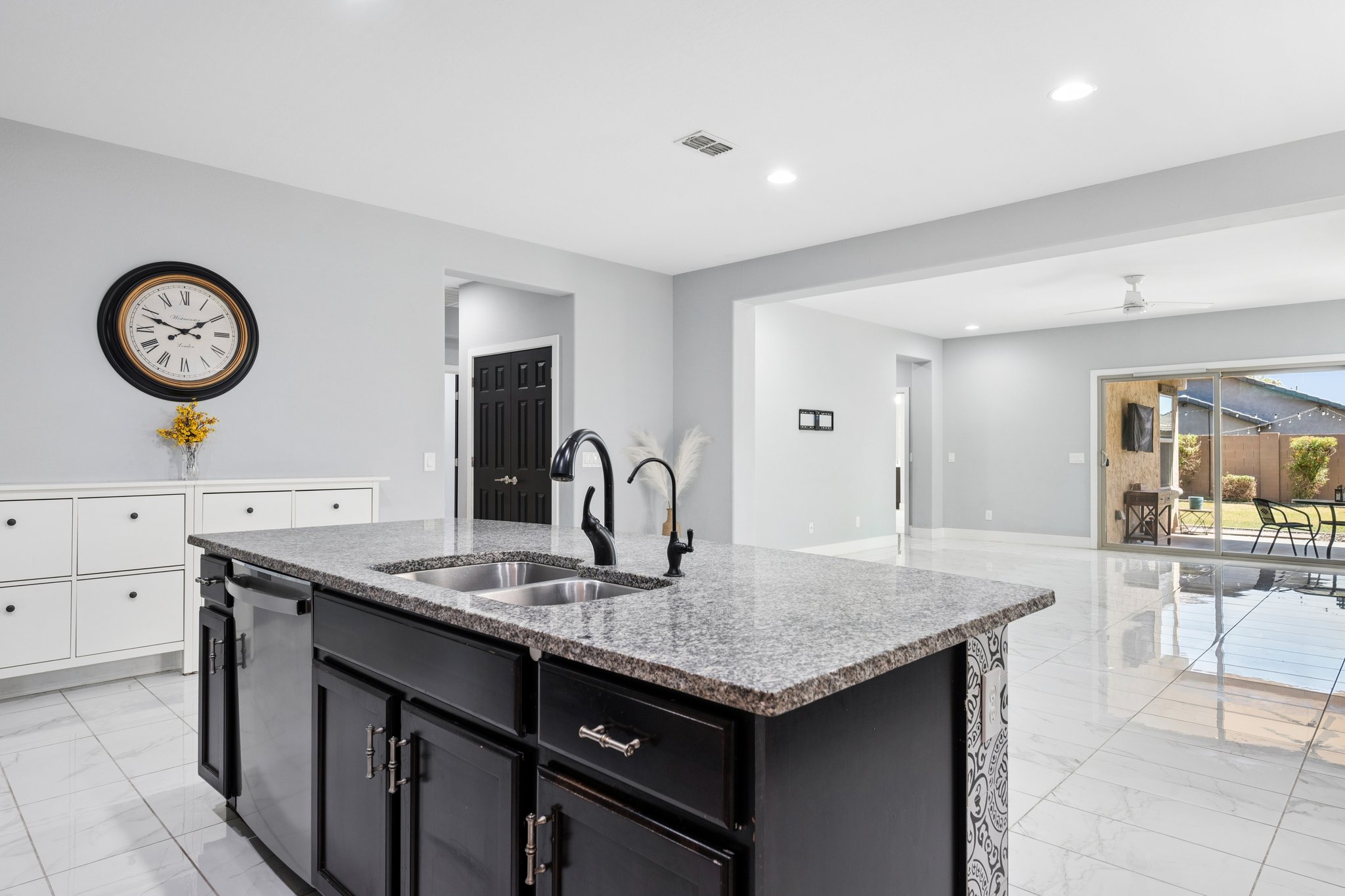 11047 E Topaz Ave - 017.jpg