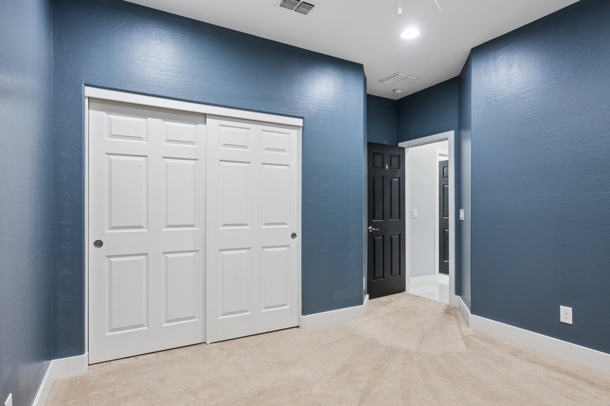 11047 E Topaz Ave - 027.jpg