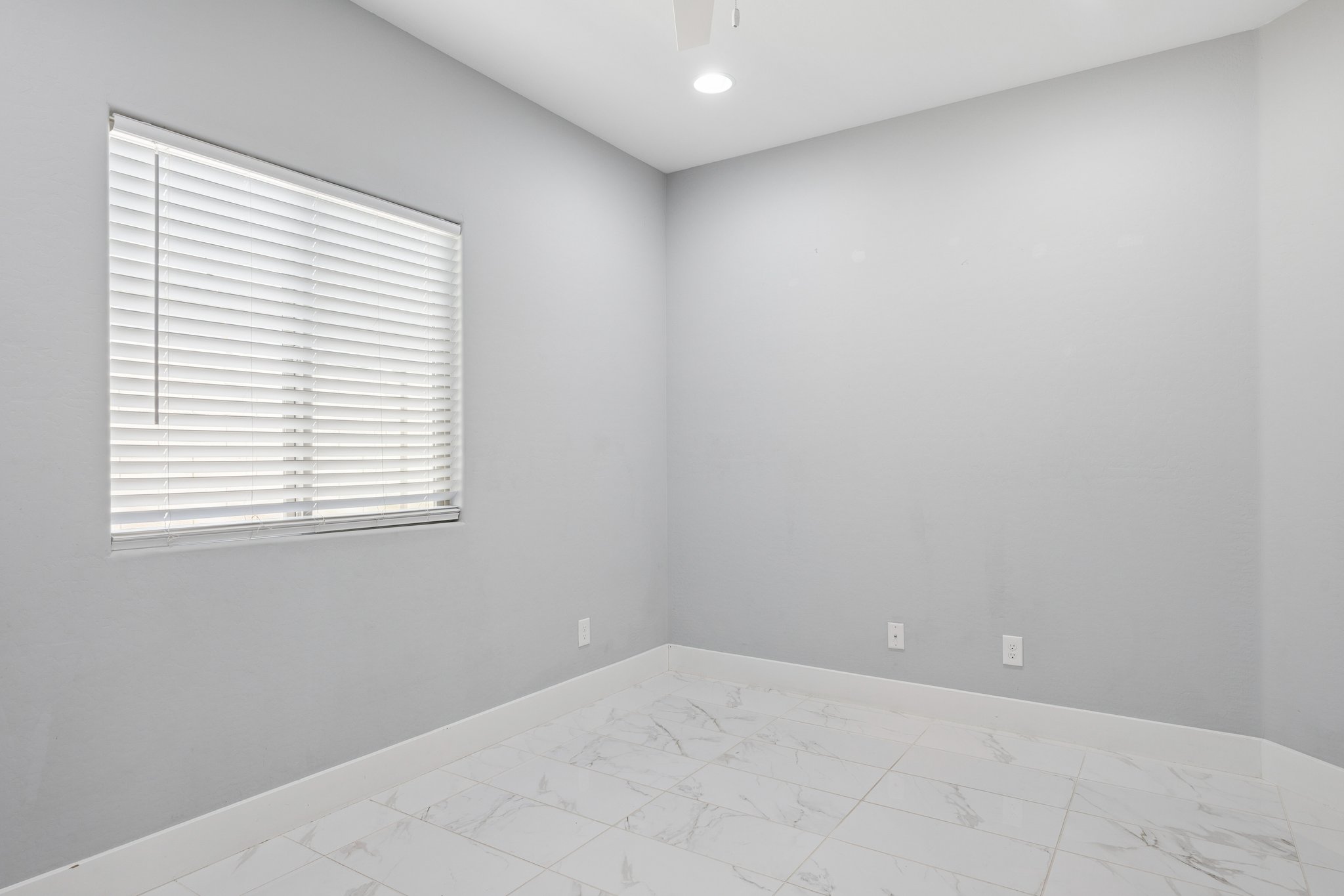 11047 E Topaz Ave - 034.jpg