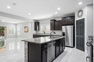 11047 E Topaz Ave - 014.jpg