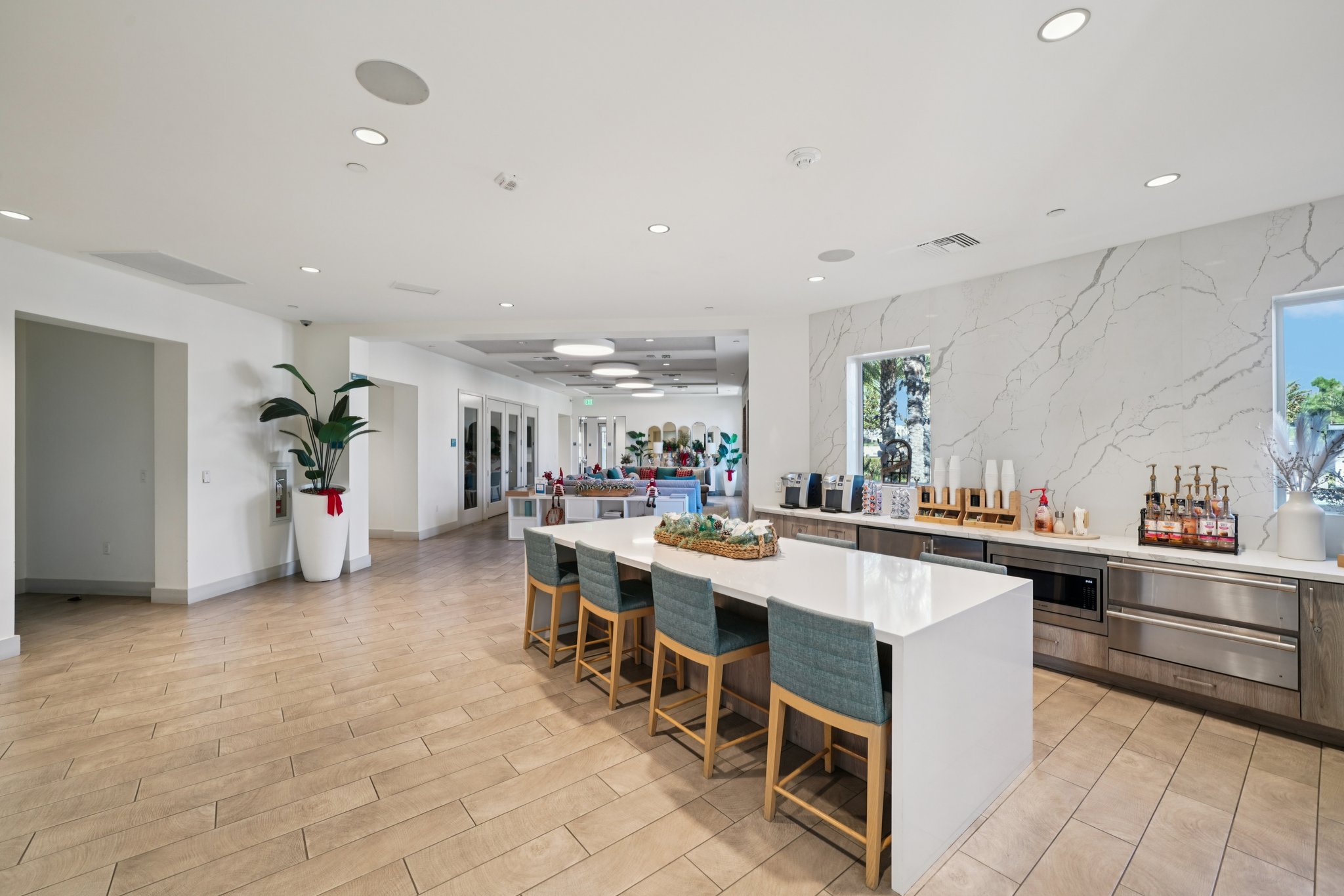 Luminate Dr-0912-907.jpg