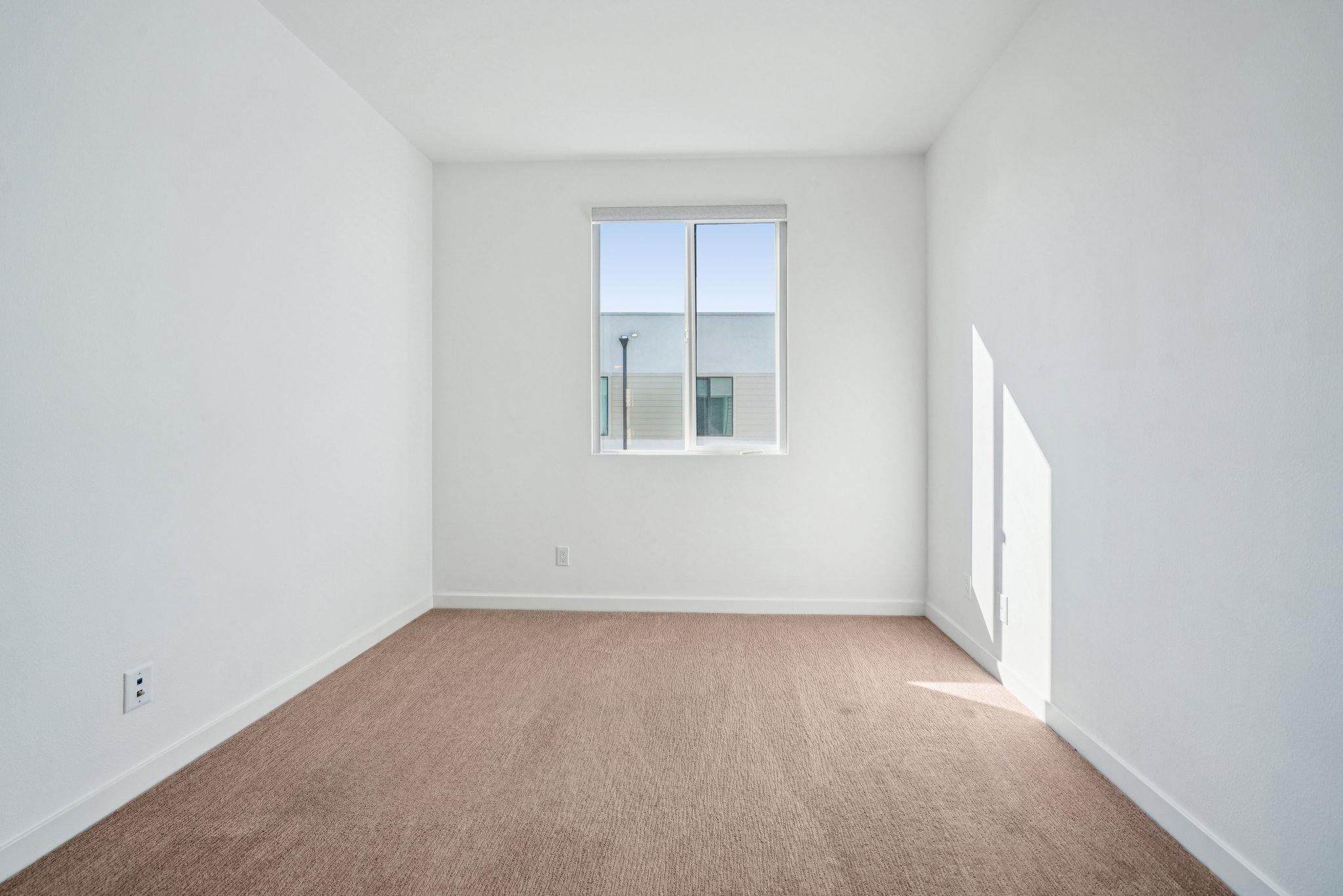 Luminate Dr-S0912-027.jpg