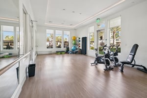 Luminate Dr-0912-927.jpg