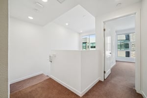 Luminate Dr-S0912-025.jpg