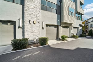 Luminate Dr-S0912-044.jpg