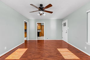  Photo 7