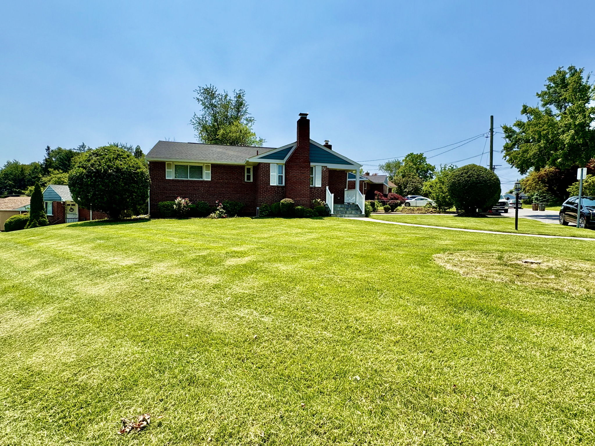  Photo 40