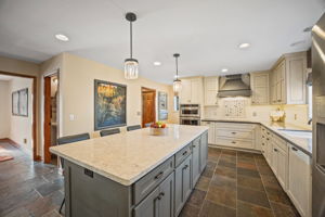 1105 Cove Cir, Mound, MN 55364, USA Photo 4