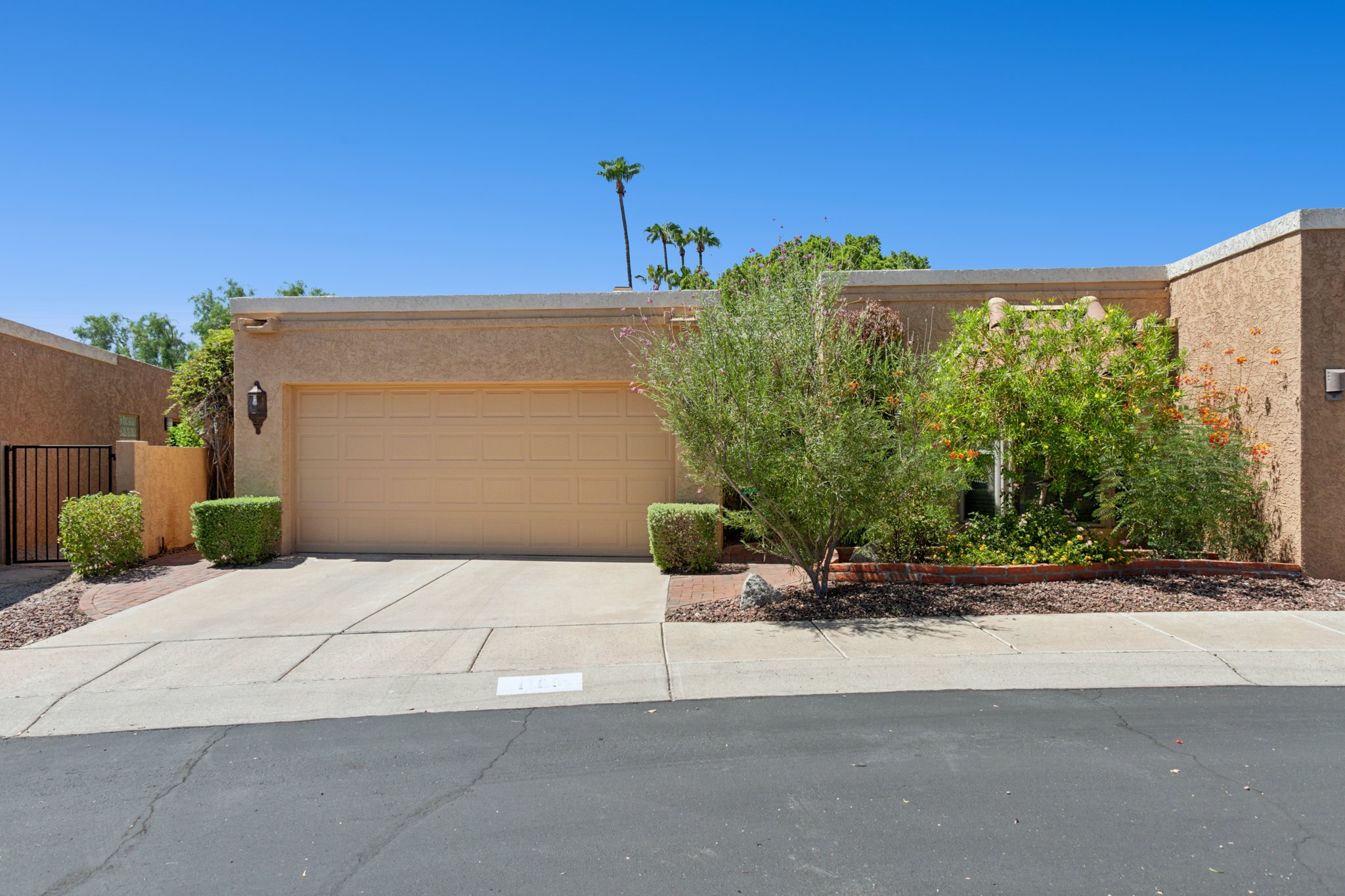 1105 E Tapatio Dr, Phoenix, AZ 85020 - 002.jpg