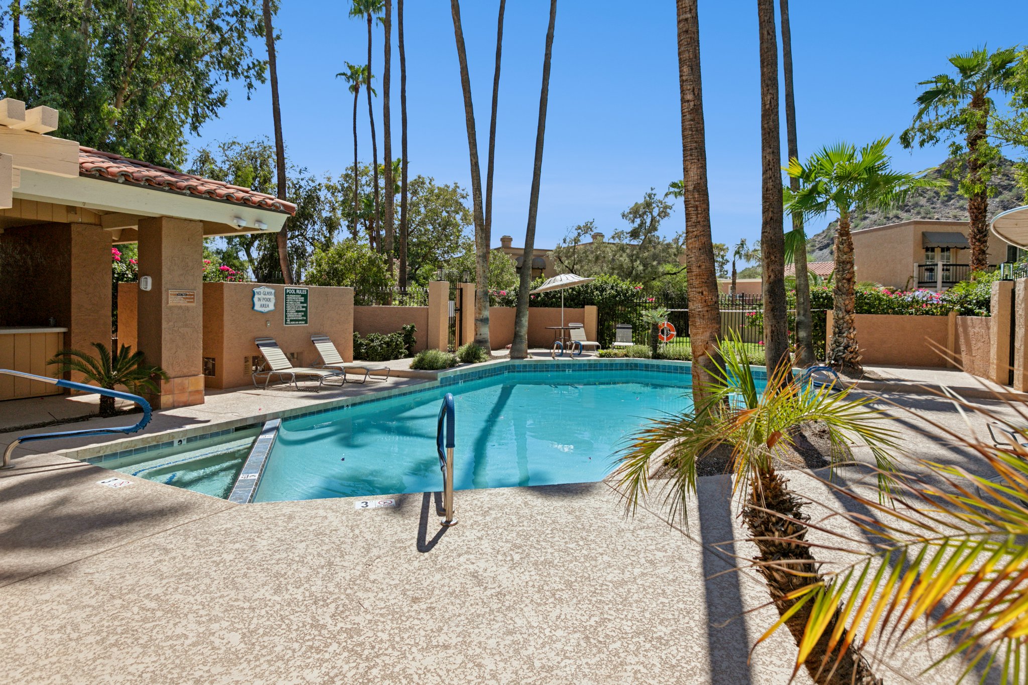 1105 E Tapatio Dr, Phoenix, AZ 85020 - 050.jpg