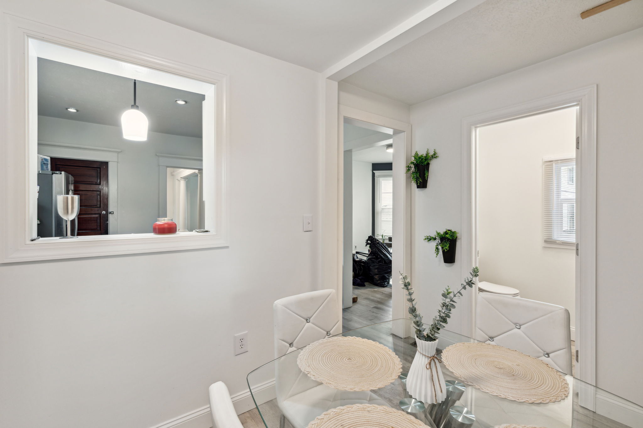 16_Interior