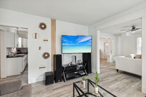 13_Interior