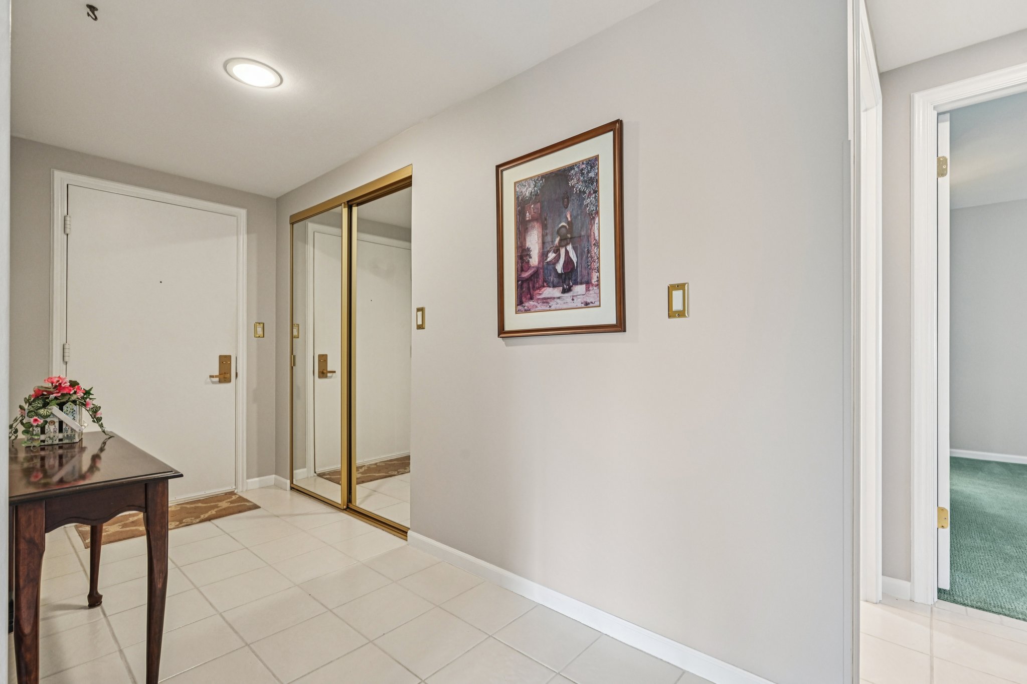 N Mill St unit 224-S2210-007.jpg