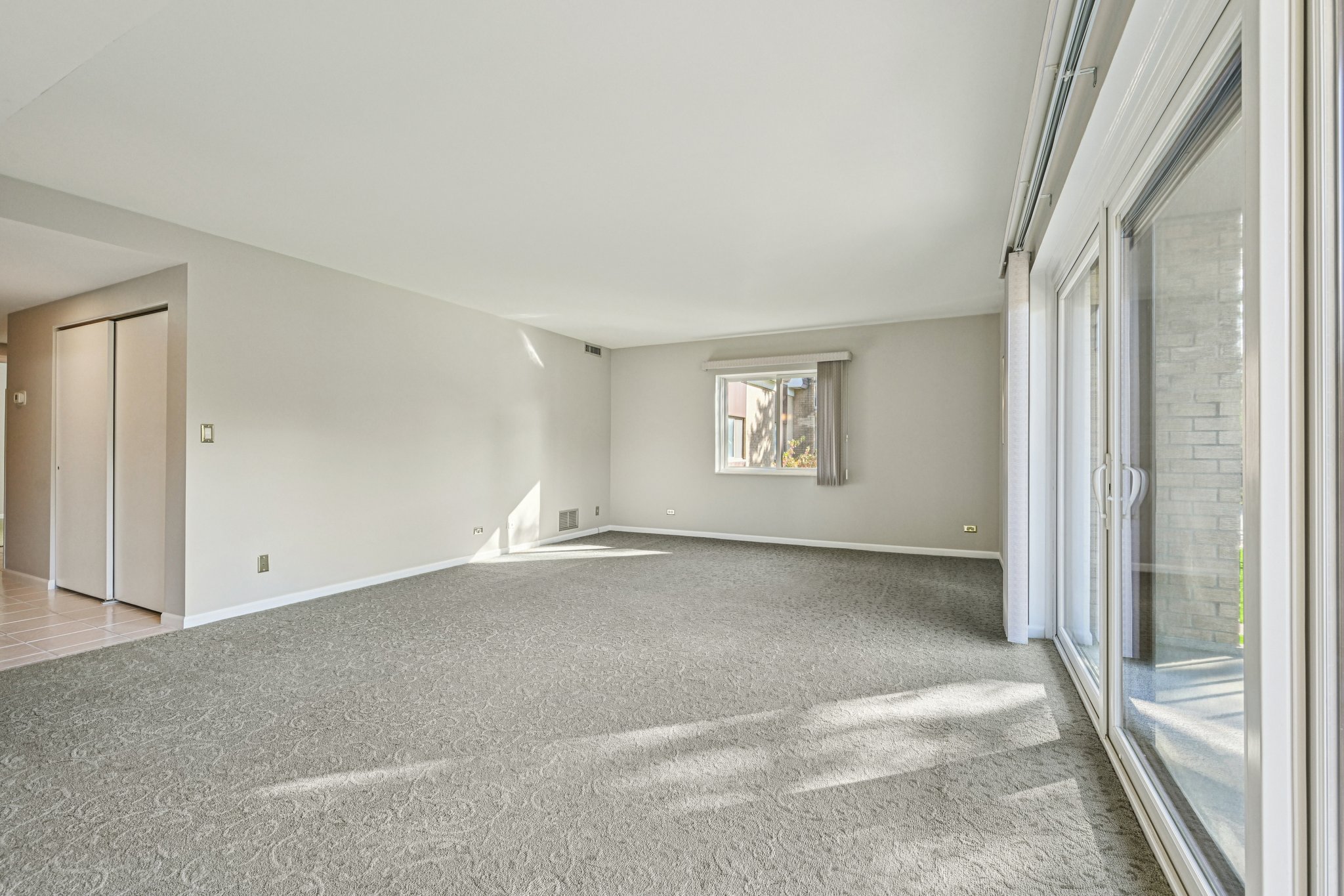 N Mill St unit 224-S2210-013.jpg