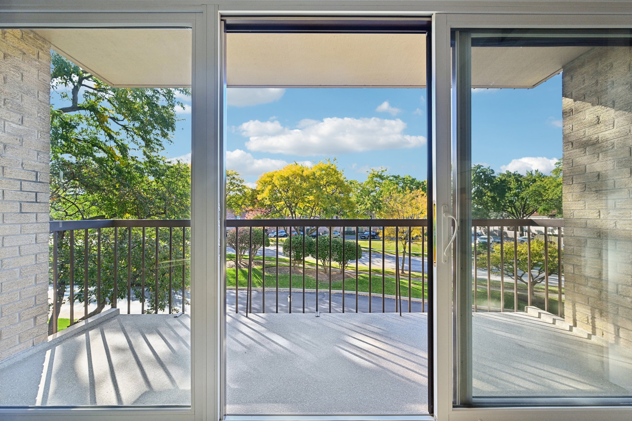N Mill St unit 224-S2210-031.jpg