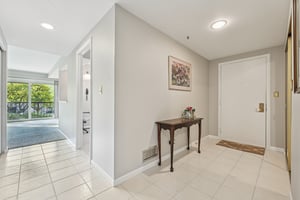 N Mill St unit 224-S2210-005.jpg