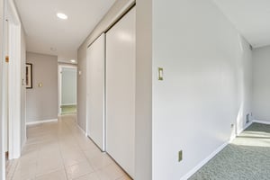 N Mill St unit 224-S2210-010.jpg