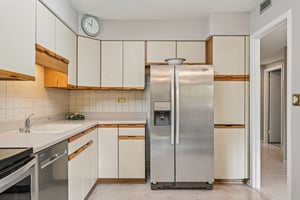 N Mill St unit 224-S2210-019.jpg