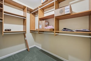 N Mill St unit 224-S2210-028.jpg