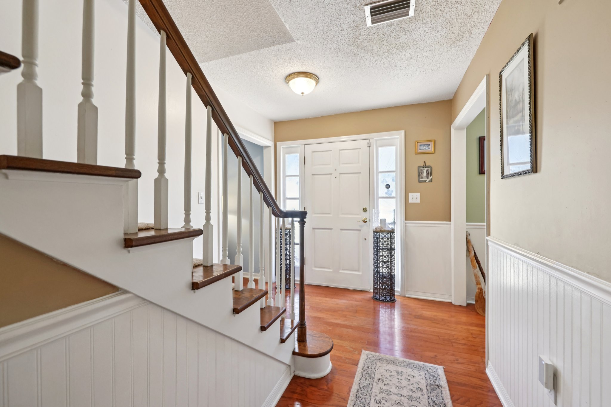 S 9th St-S1911-005.jpg