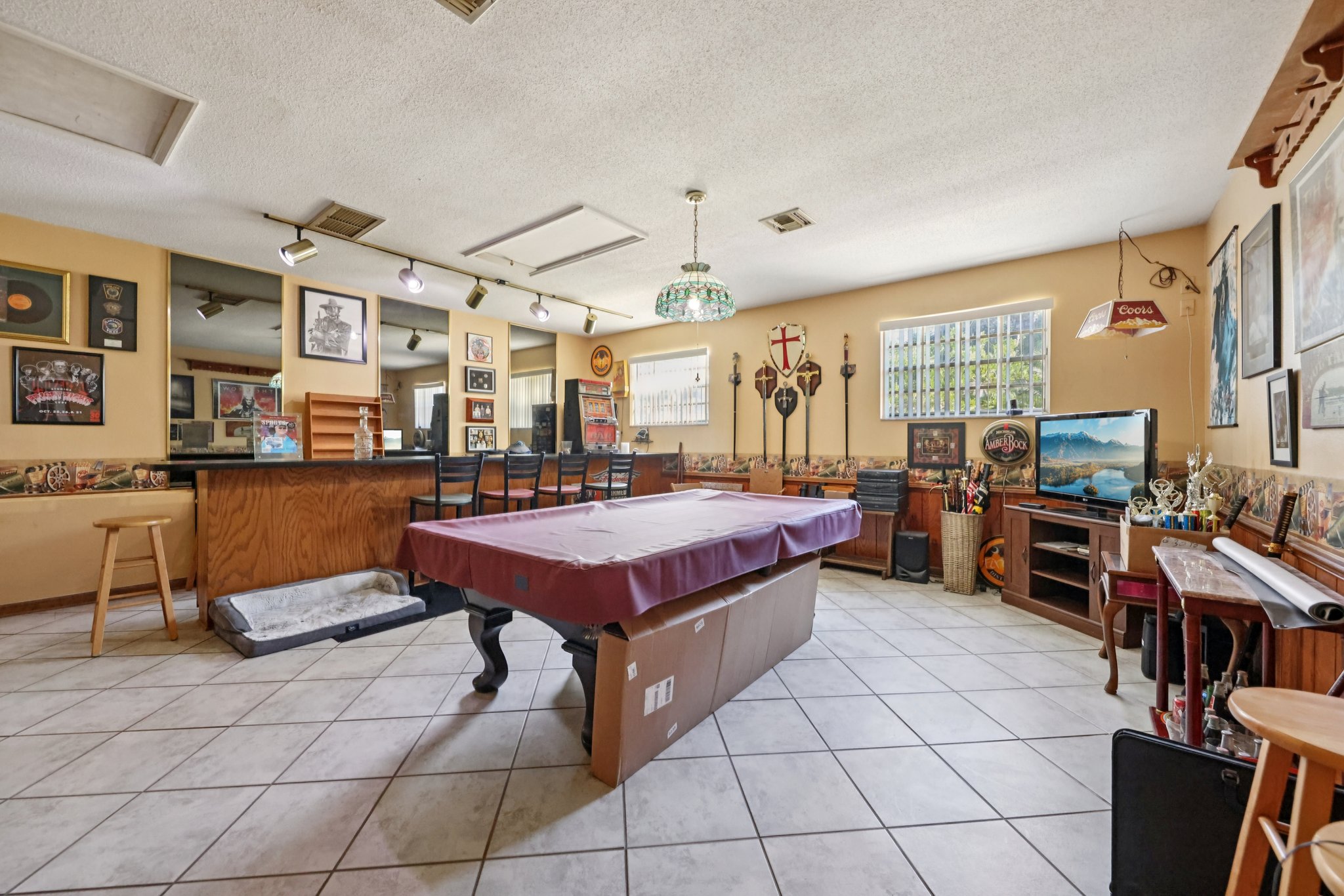 S 9th St-S1911-023.jpg