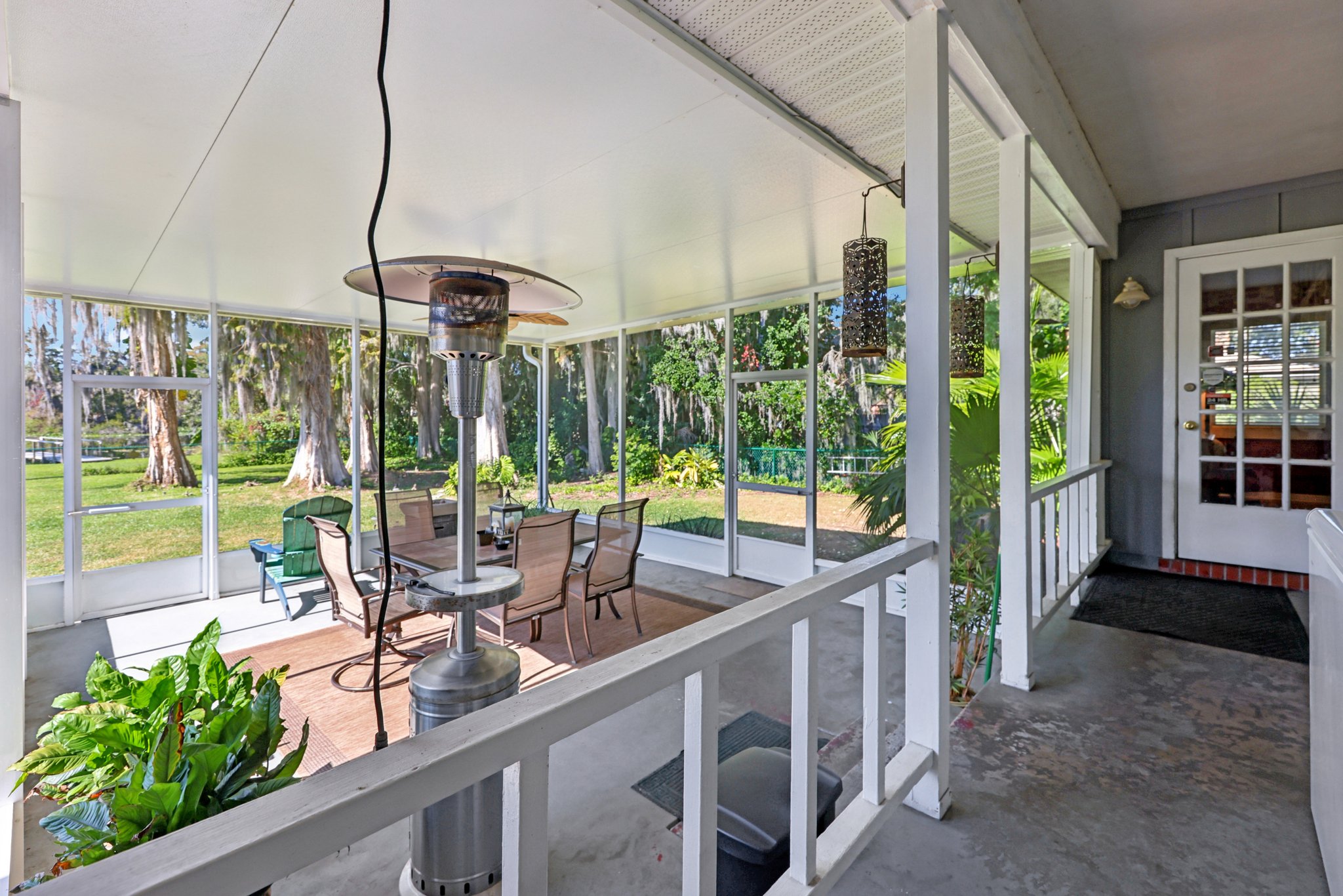 S 9th St-S1911-048.jpg