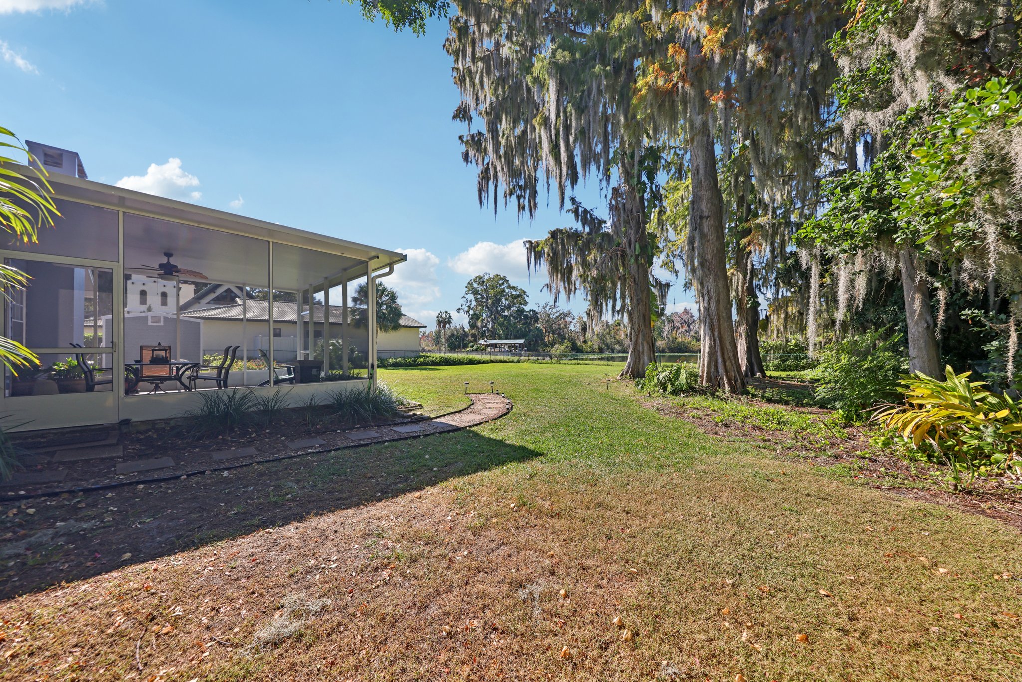 S 9th St-S1911-053.jpg