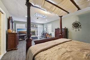 S 9th St-S1911-030.jpg