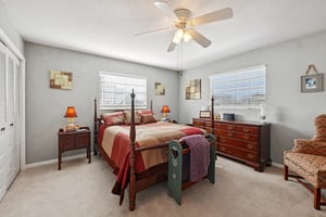 S 9th St-S1911-037.jpg