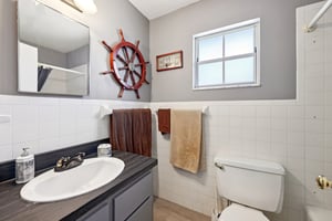 S 9th St-S1911-043.jpg