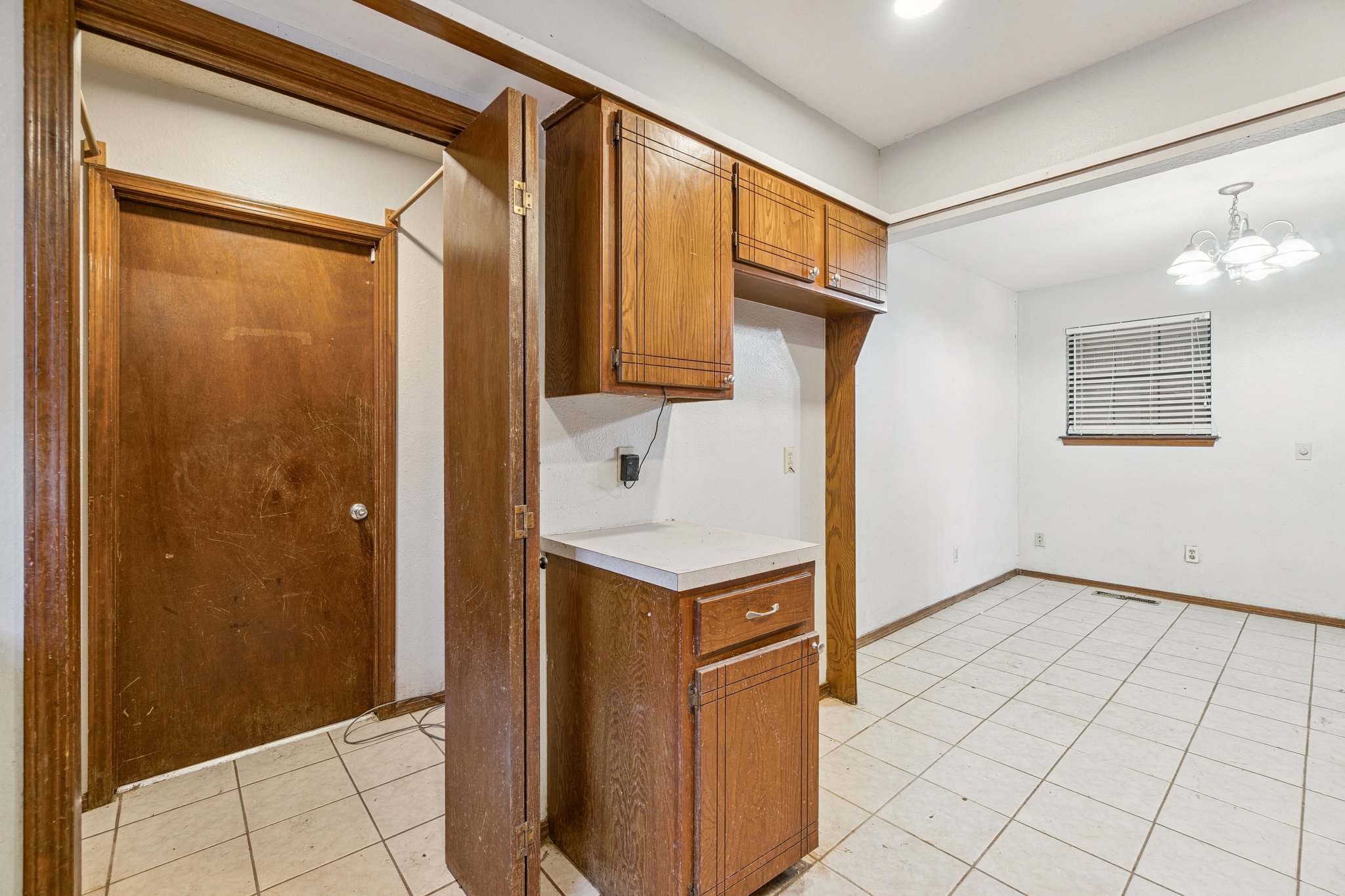 1105 Spruce Dr_024.jpg