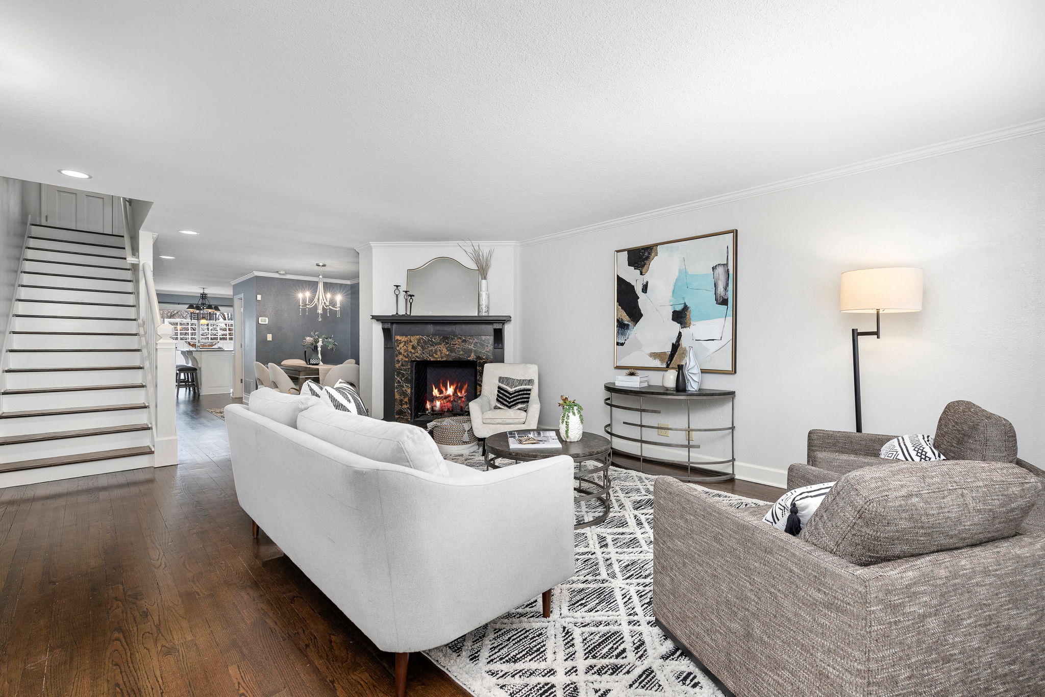 1107 W 47th St b, Kansas City, MO 64112, USA Photo 4