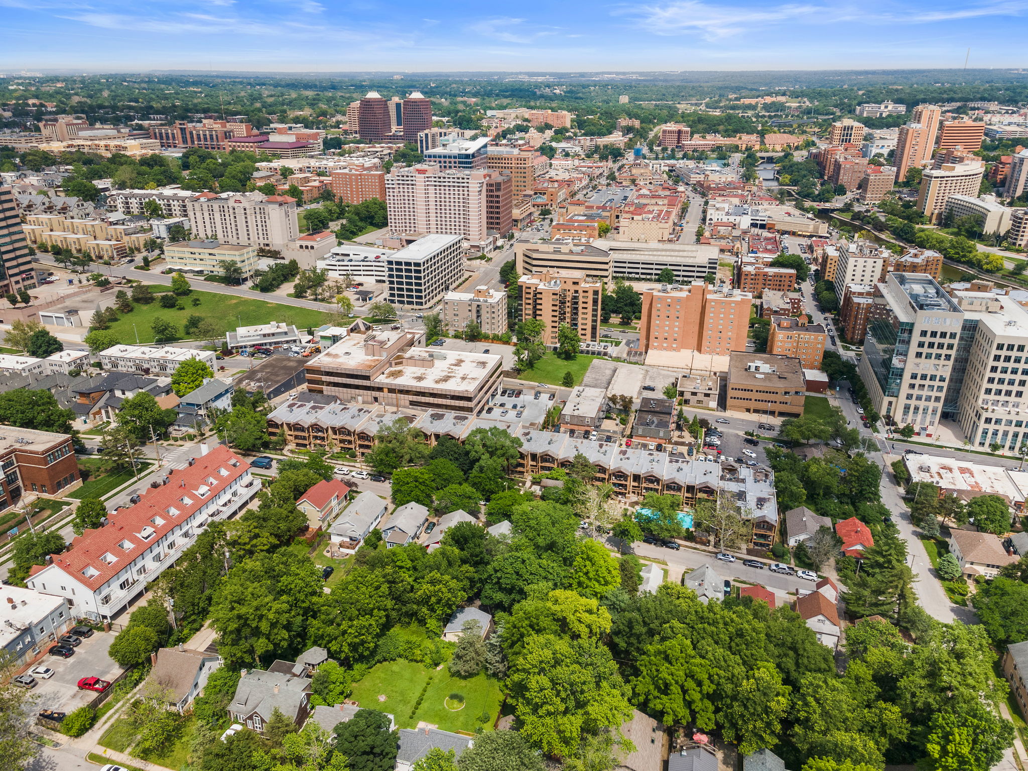 1107 W 47th St b, Kansas City, MO 64112, USA Photo 47