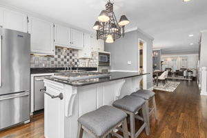 1107 W 47th St b, Kansas City, MO 64112, USA Photo 12