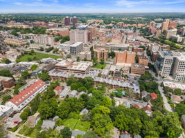 1107 W 47th St b, Kansas City, MO 64112, USA Photo 46