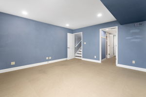 1107 W 47th St b, Kansas City, MO 64112, USA Photo 33