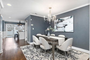 1107 W 47th St b, Kansas City, MO 64112, USA Photo 7